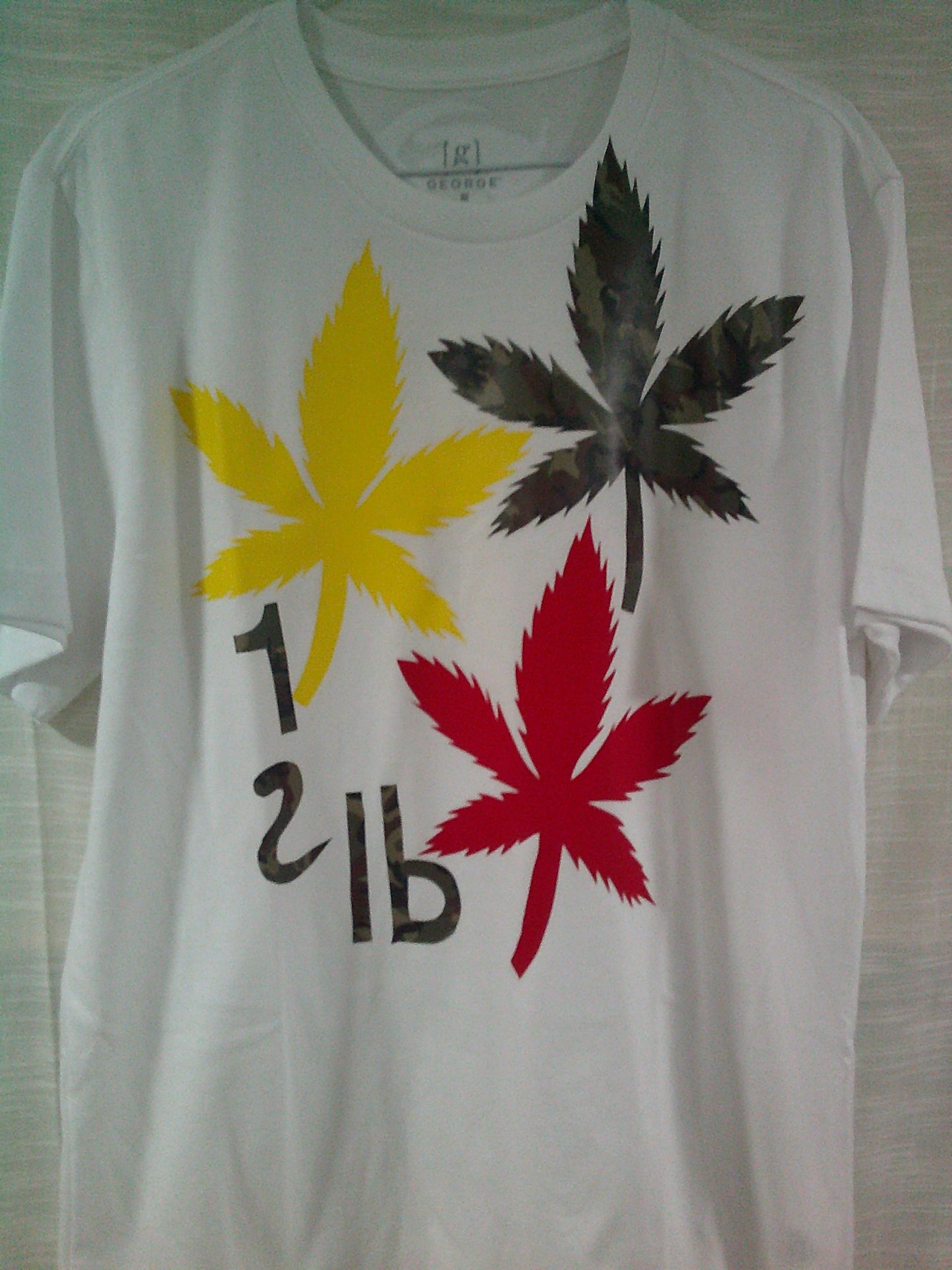 short sleeve t-shirt